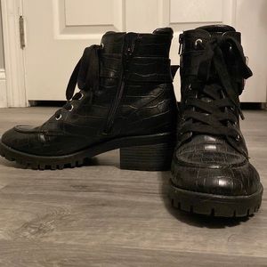 Alligator Combat boots with buckle